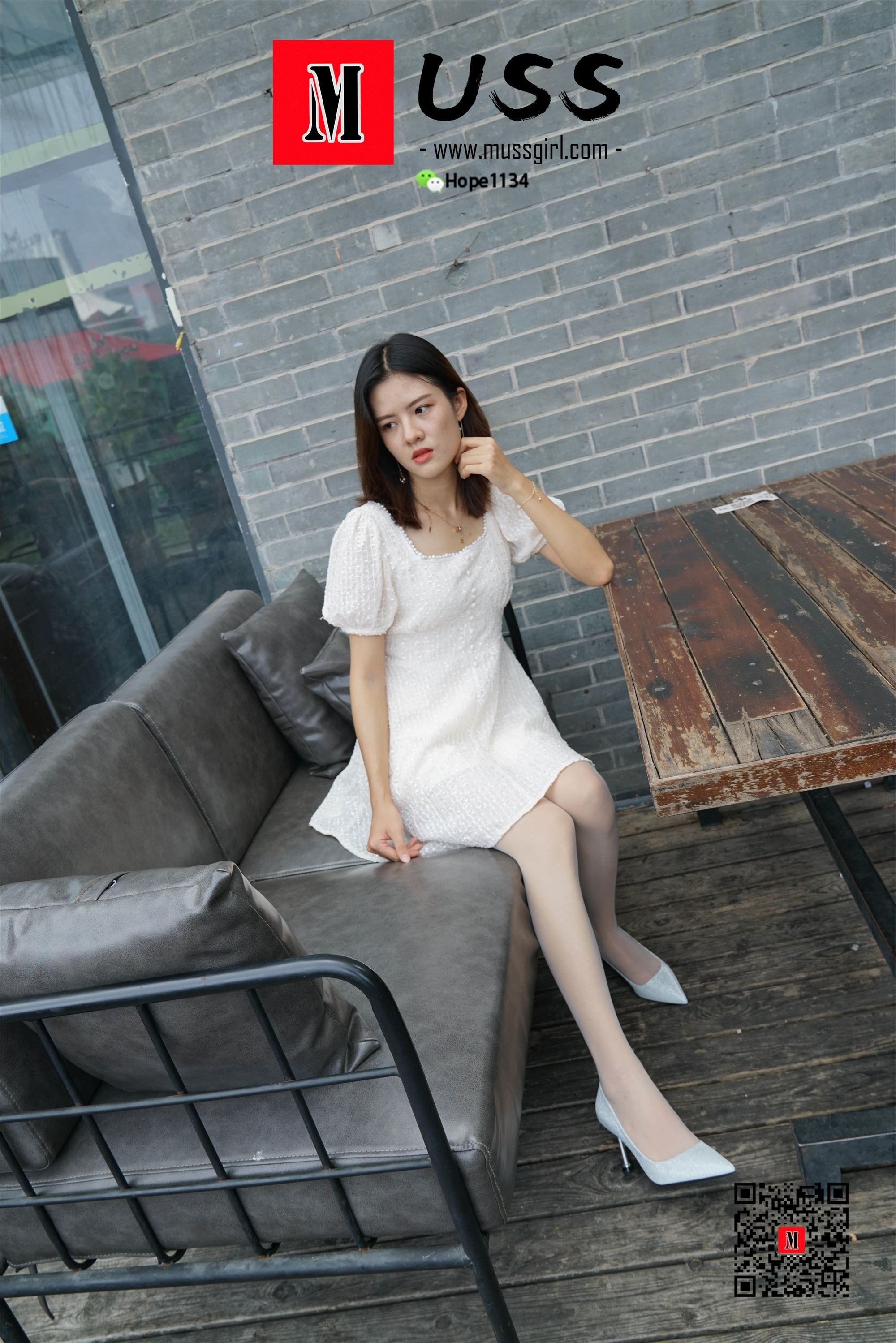 MussGirl慕丝女郎 NO.017 白衣护士与白丝的绝美邂逅小贤